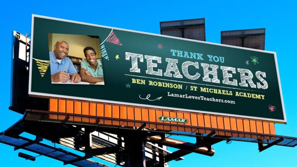 Outdoor Digital Billboard Advertising Example by Lamar Advertising